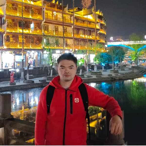 39岁岁广东单身帅哥 - 常州吉缘网